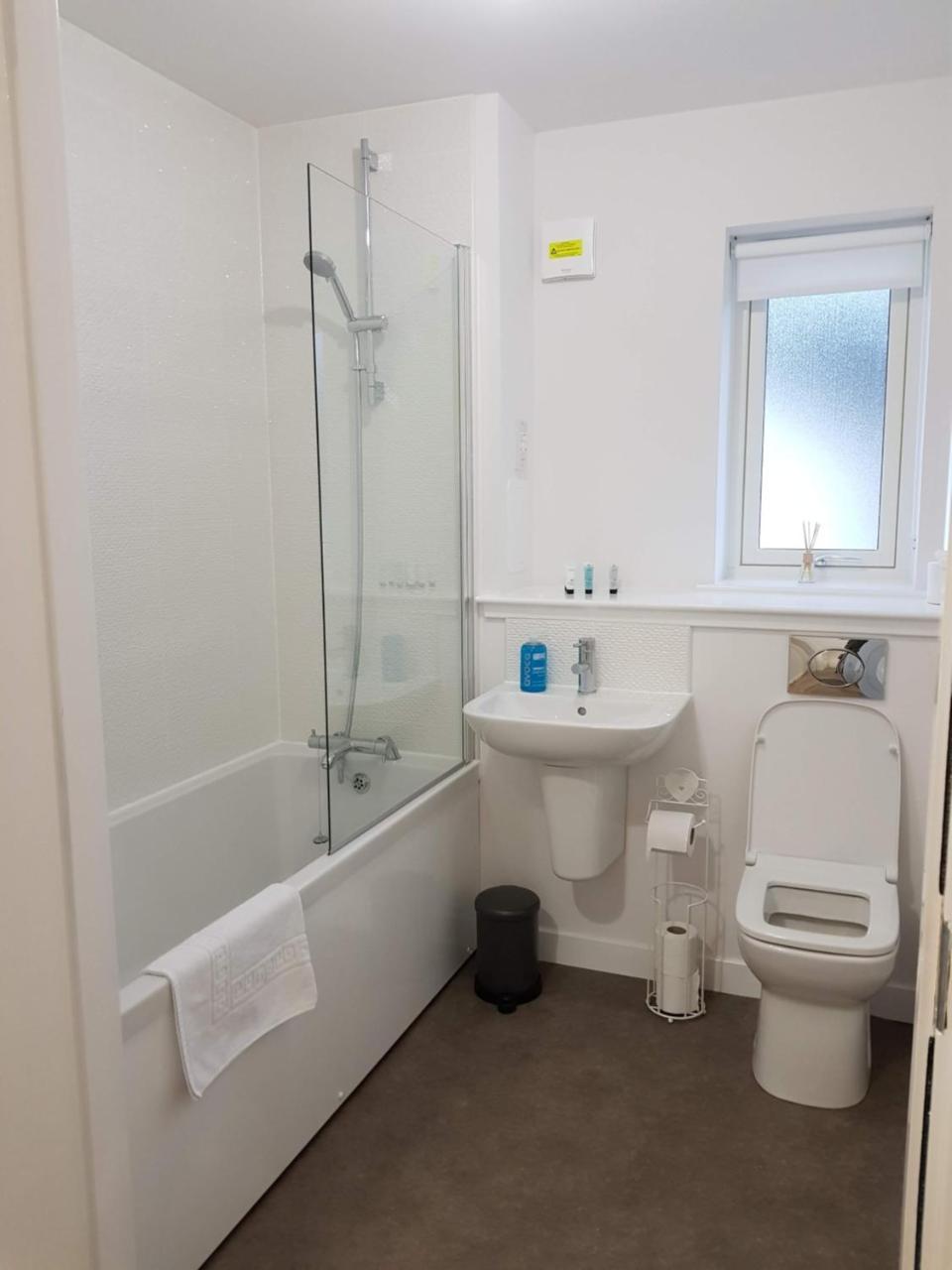 11 Royal View Apartments 斯特灵 外观 照片